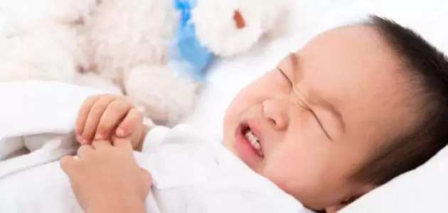 افضل 5+ طرق للتخلص من مغص حديثي الولادة