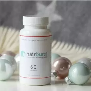 كبسولات هيربرست لإطالة وتغذية الشعر HAIRBURST