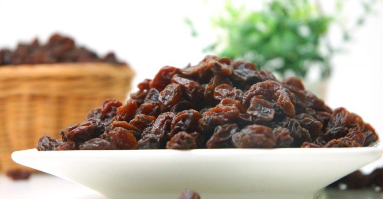 تفسير رؤية الزبيب في الحلم أو المنام