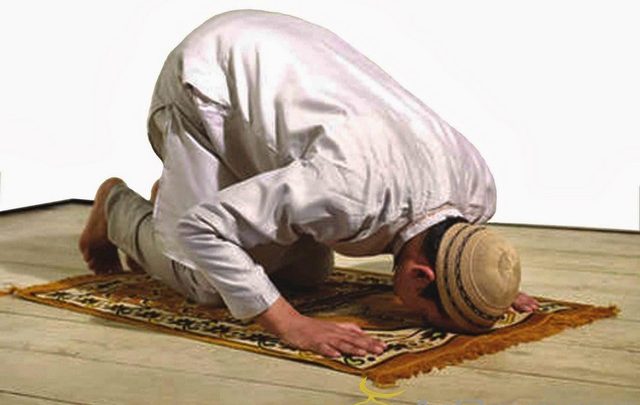 كيفية الدعاء فى السجود
