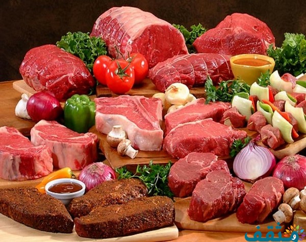 رؤية حلم إعطاء اللحم النيء