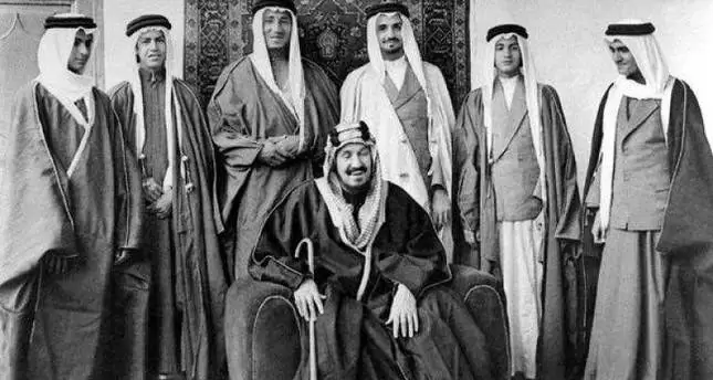 أول أئمة الدولة السعودية الثانية هو